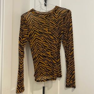 Mesh Zebra long sleeve